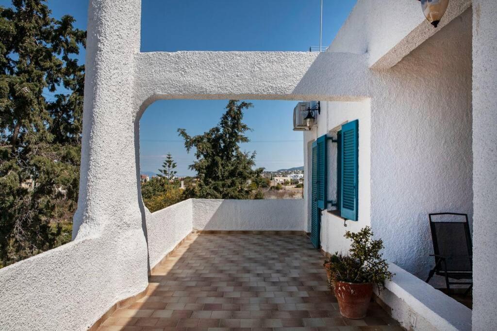 Villa Velissarios: Wonderful Villa Next To Beach Aegina 外观 照片