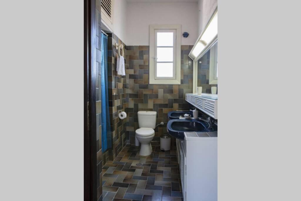 Villa Velissarios: Wonderful Villa Next To Beach Aegina 外观 照片